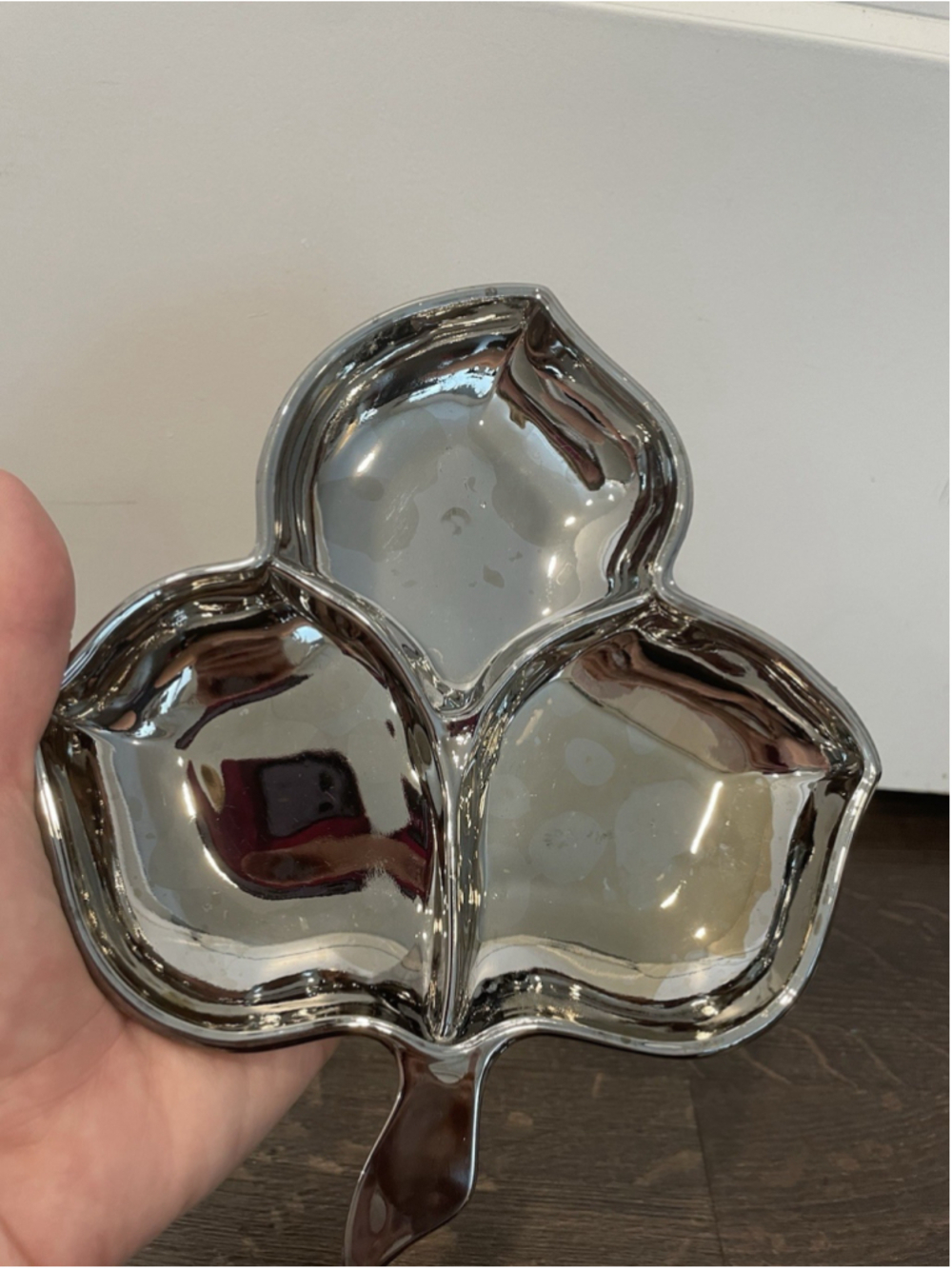 Vintage Silver Glass Candy Trinket Divided Leaf Dish Mercury Lusterware - Picture 4 of 5